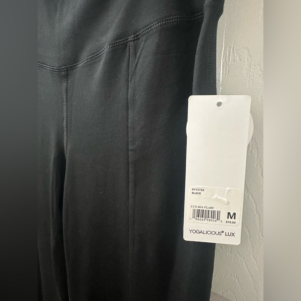Yogalicious Womens Lux Mia High Elastic Free Waist Flare Leg Pant. Medium. Black - Picture 6 of 10